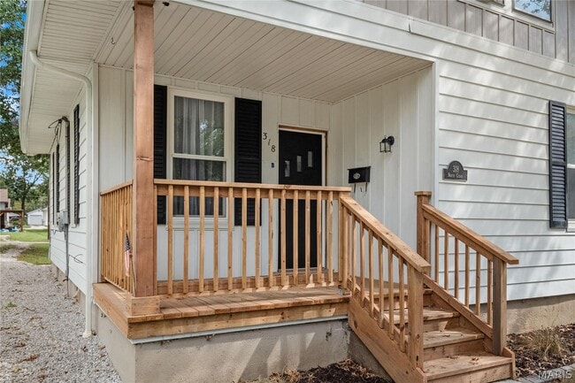Photo - 318 N Cedar St