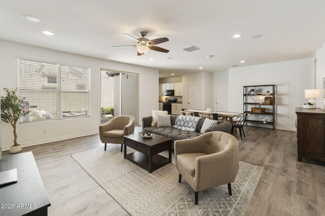 Photo - 2930 N Raven