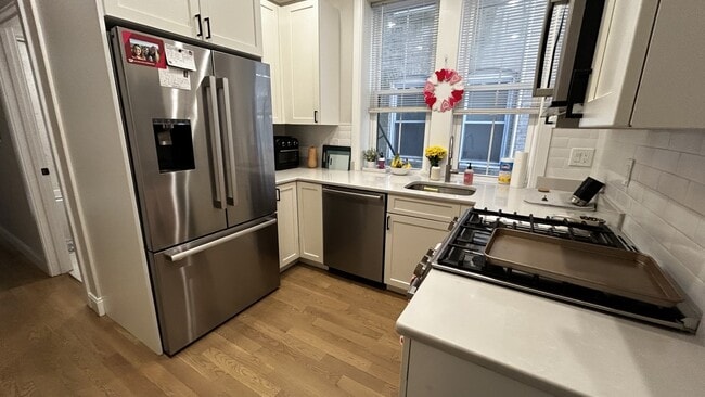 45 Englewood Ave Unit 1