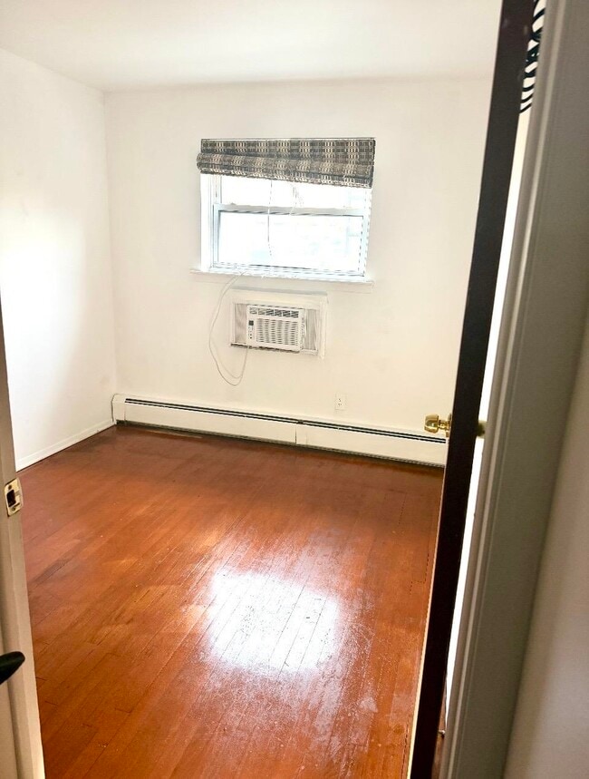 Photo - 24 Sunset Ave