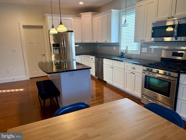 Photo - 61 Baybreeze Dr