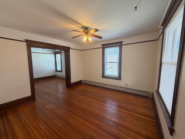 Building Photo - 14 Richmond Ln Unit B