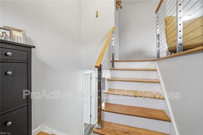 Photo - 4 Tillerson Dr