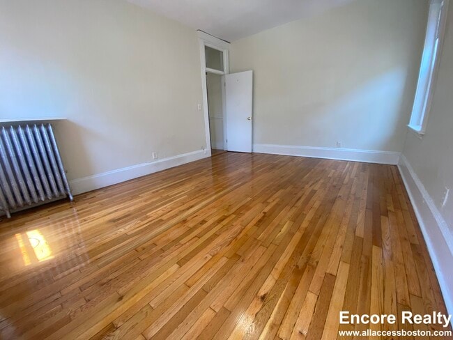 Photo - 1334 Commonwealth Ave Unit 17