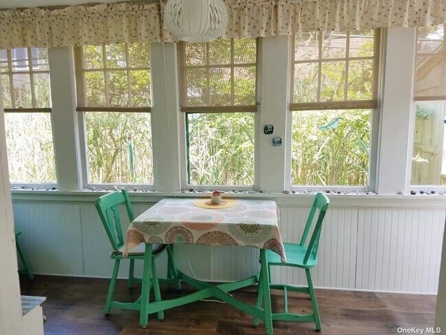 276 Cottage Walk