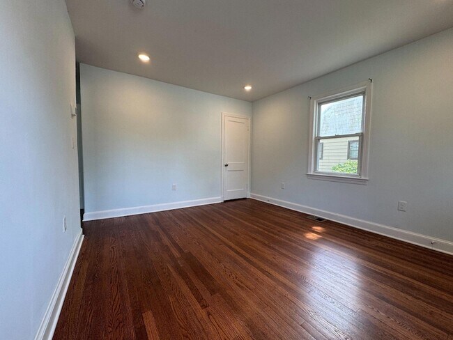 Photo - 9405 Rhode Island Ave