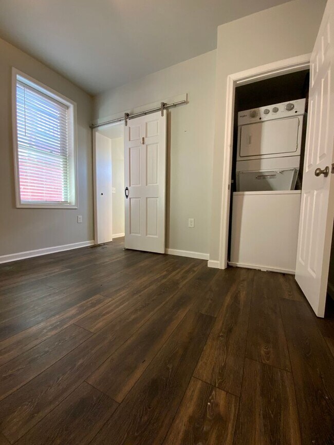 Photo - 236 E Ross St Unit 236 E ROSS ST- APT# 1