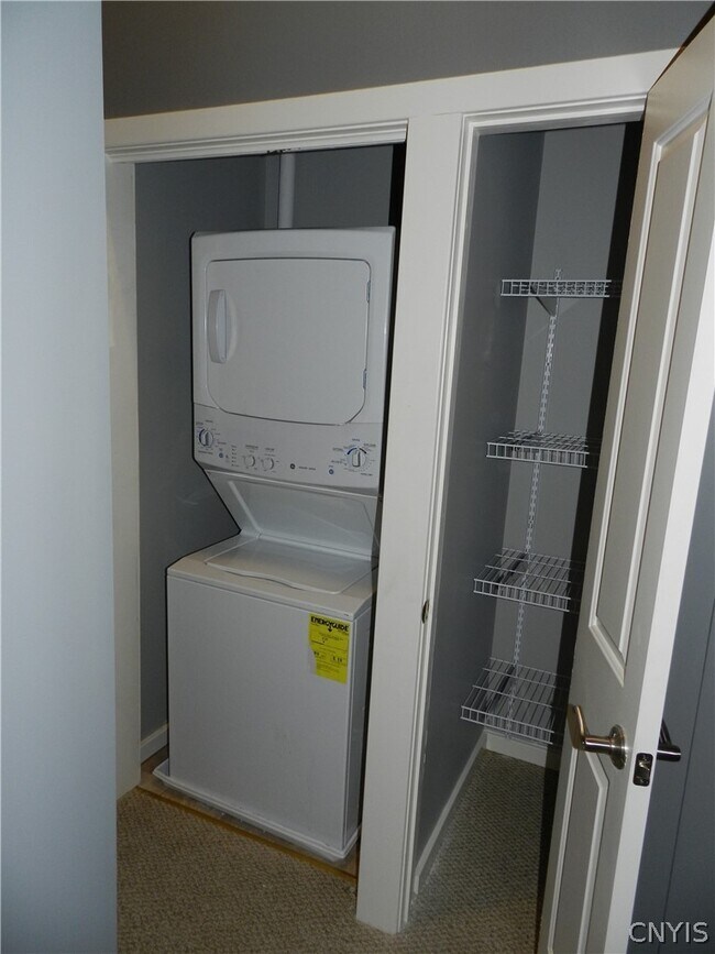 Photo - 317 S Clinton St