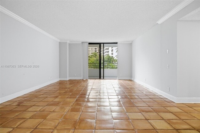 Photo - 2500 Parkview Dr Unit 415