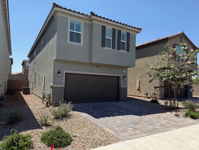 Building Photo - Spacious Home in Belcarra
