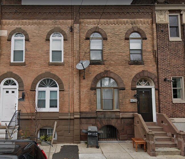 Photo - 1721 McKean St Townhome