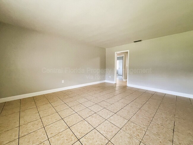 Photo - 1510 Altaloma Ave