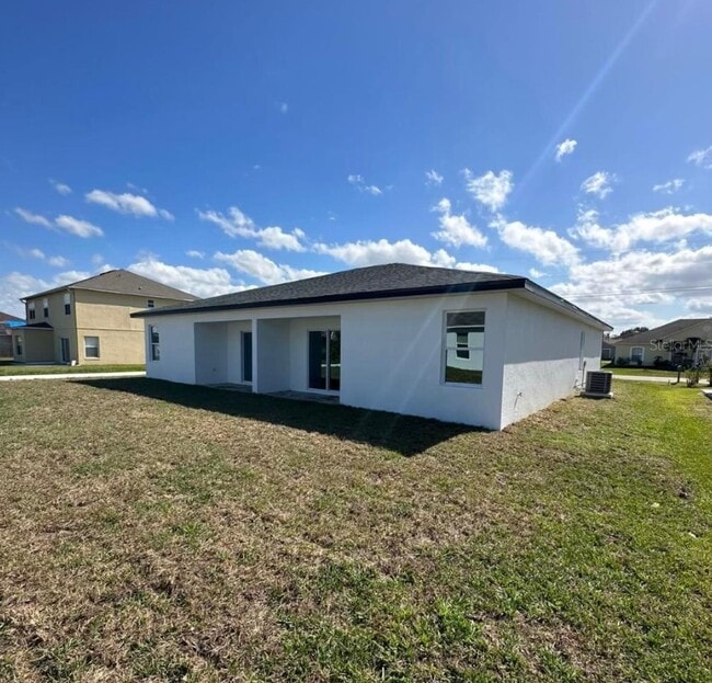 Photo - 542 Kilimanjaro Dr