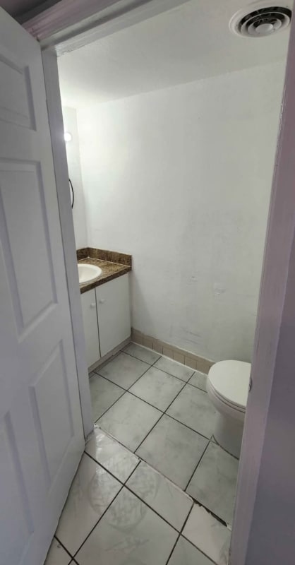 460 NE 18th Ave