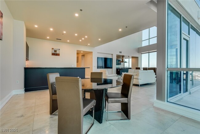 Photo - 2700 S Las Vegas Blvd Unit 4305