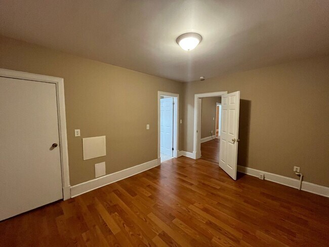 Photo - 734 S Twelfth St