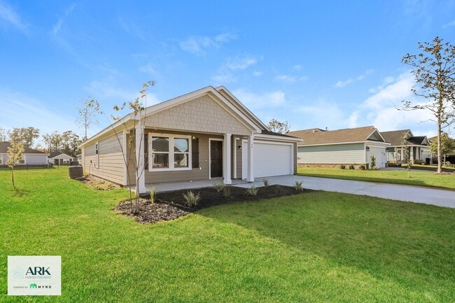 560 Riverwalk Cir
