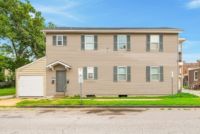 Photo - 511 Schirmer St Unit 511 Schirmer St-2nd Floor