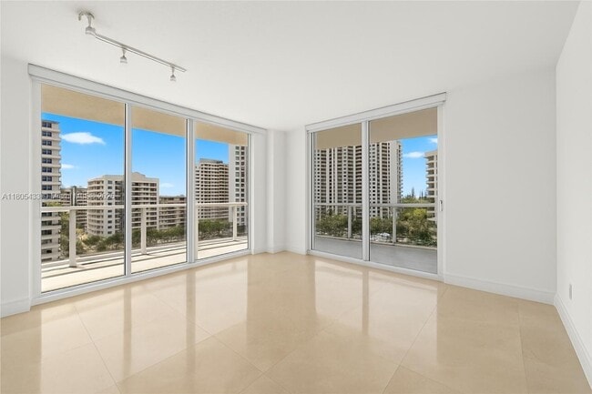 Photo - 10 Venetian Way Rental