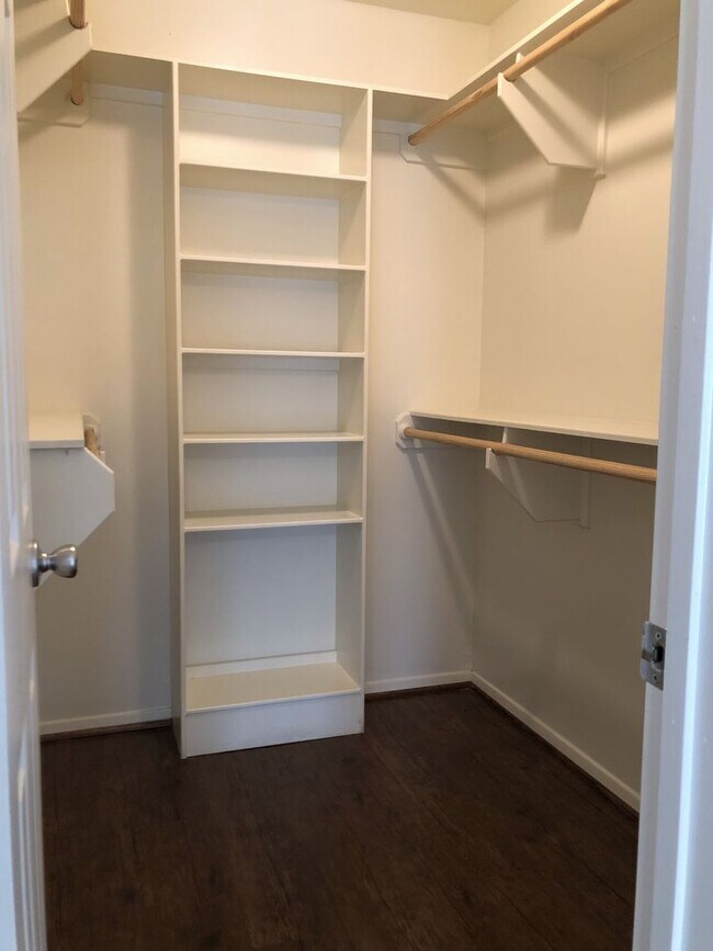 Photo - 3507CU Unit 3507 A Curtis