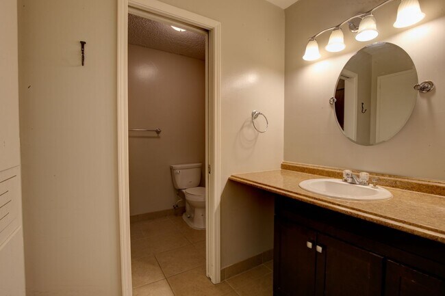 Photo - Two Bedroom Condo near downtown Fairhope!