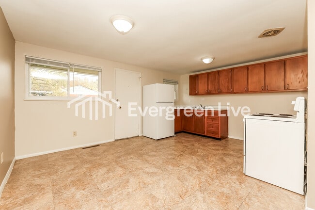 Photo - 6712 Hubbard Dr