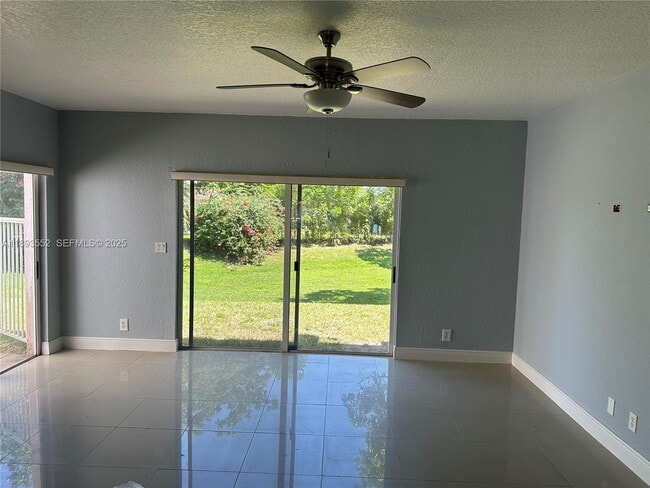 Photo - 7653 Tamarac Island Cir