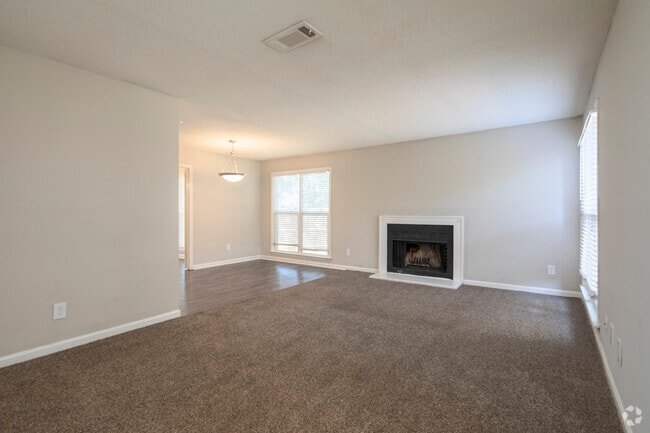 2 beds, 2 baths, 1,260 sq ft