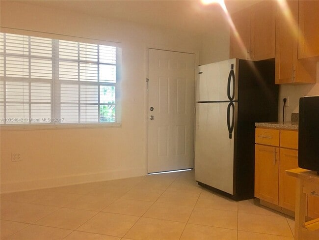 Photo - 345 Michigan Ave Unit 37