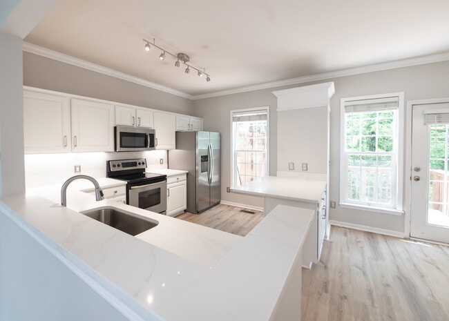 Photo - Room in Townhome on Duvalla Ave
