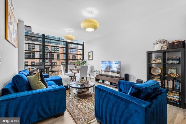 Photo - 1300 4th St SE Unit 303