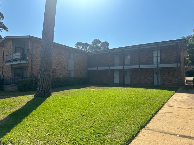 Photo - 2114 E Marshall Ave Unidad 218