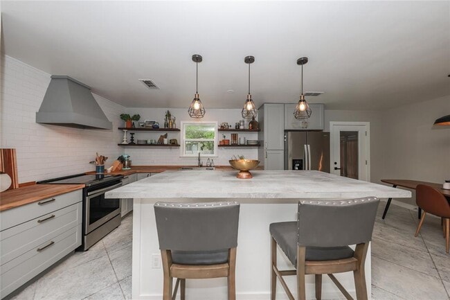 Photo - 10 El Conejo Trail