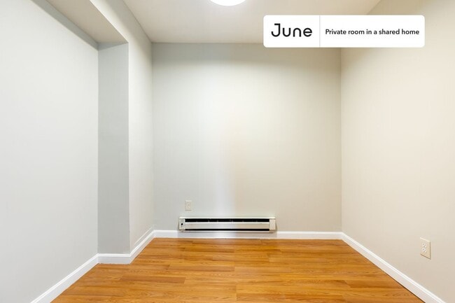 Photo - Room in Shared 2 bed/1.5 bath home Unidad A