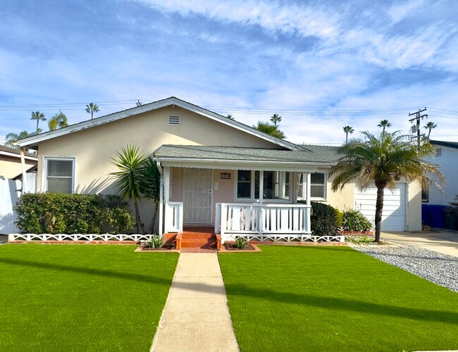 Building Photo - 1914 S Tremont St
