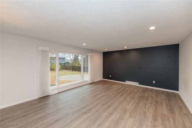 Photo - 2500 Deborah Dr