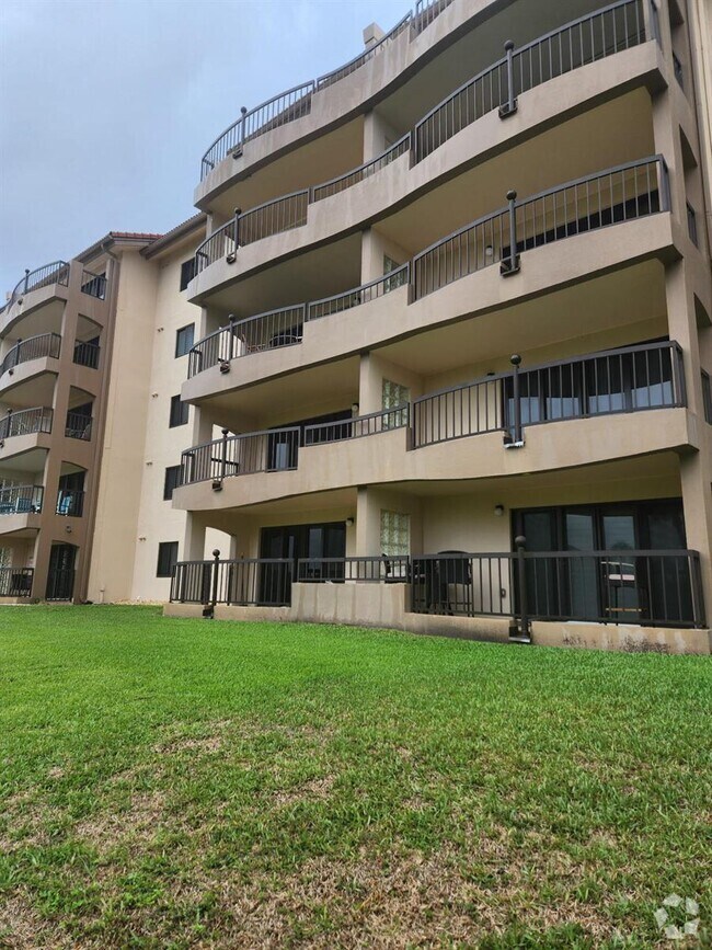 Building Photo - 101 Ocean Bluffs Blvd Unit 402 Rental