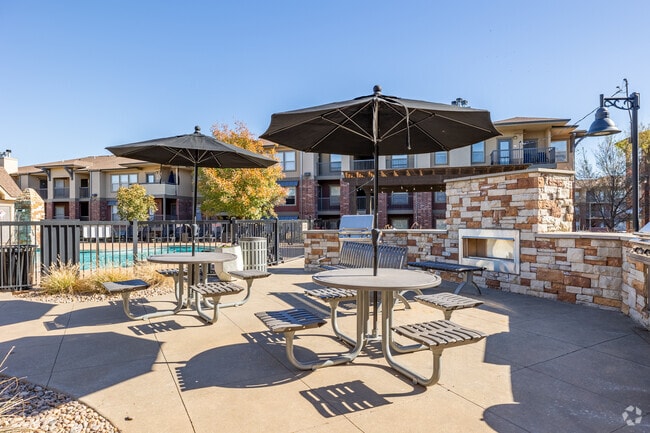Outdoor Grill & Patio