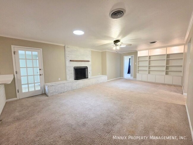 Photo - 3216 Camarie Ave