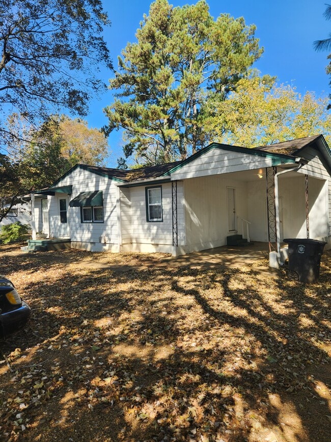 Photo - 638 Sunview Dr