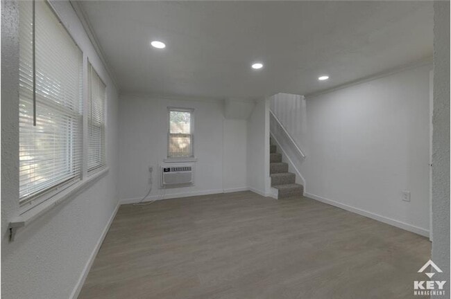 Photo - 2021 Jackson N Ave