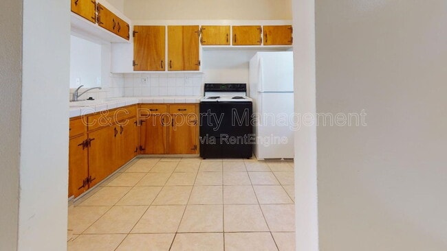 Building Photo - 426 Lighthouse Ave Unit 1