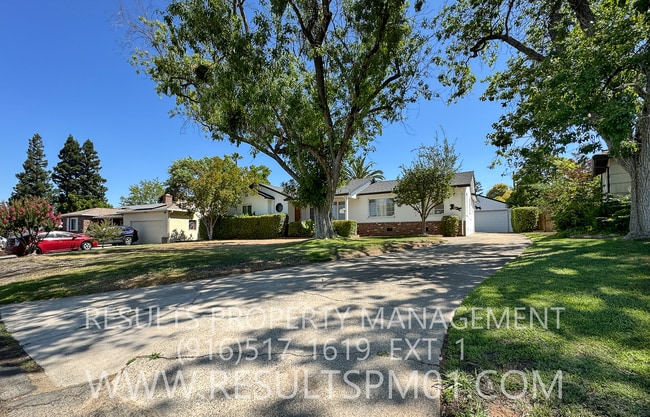 Building Photo - Coming Soon!  Newly upgraded Retro style h... Rental