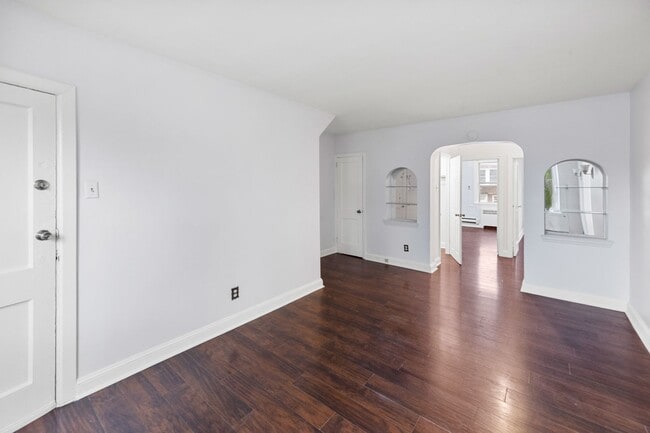 Photo - 105 St Laurence Rd Unit #2
