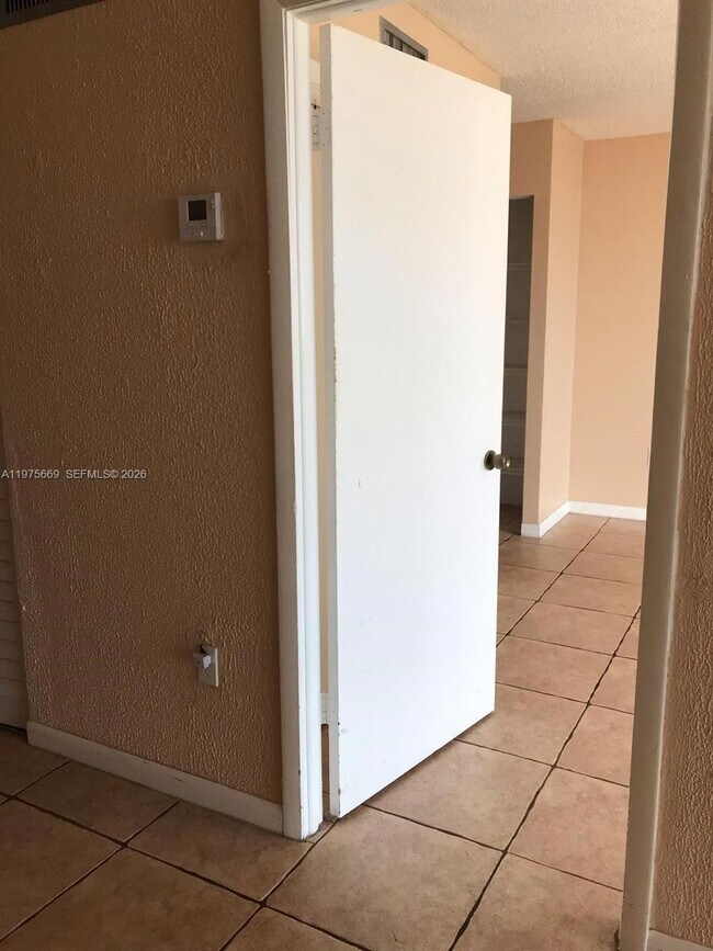 Photo - 16751 NE 9th Ave Unit 602