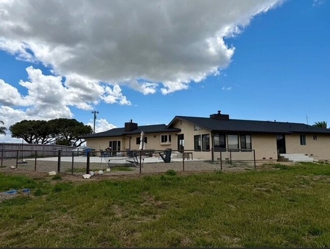 Photo - Charming 4br/2.5ba home on acreage in Desirable Rolling Hills SLO
