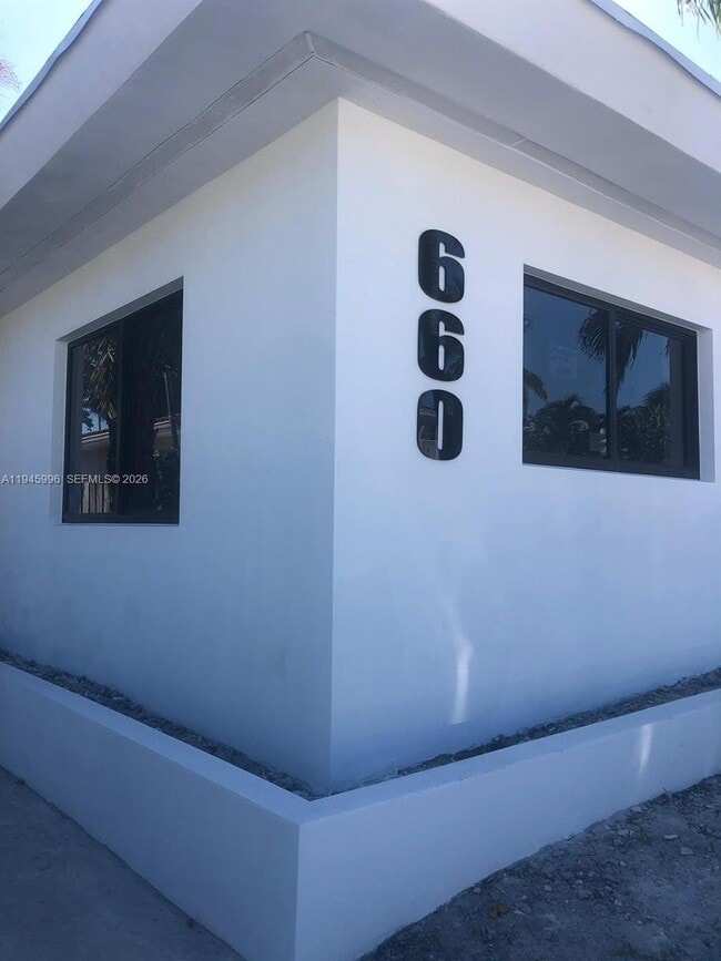 Building Photo - 660-682 82nd St Unit 4