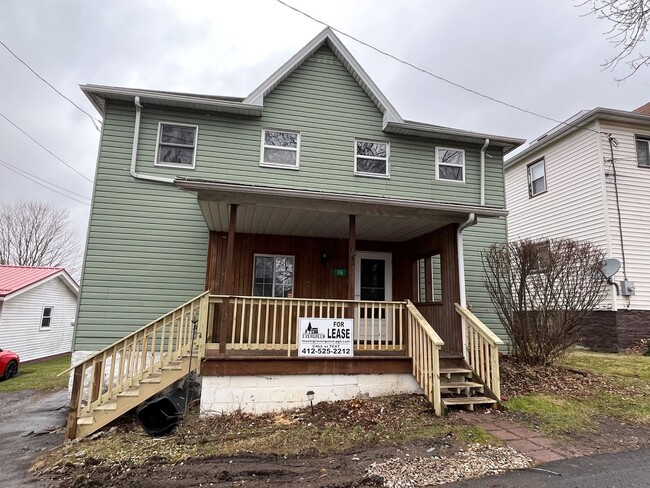 Building Photo - Recently Renovated Single Family Home for ...