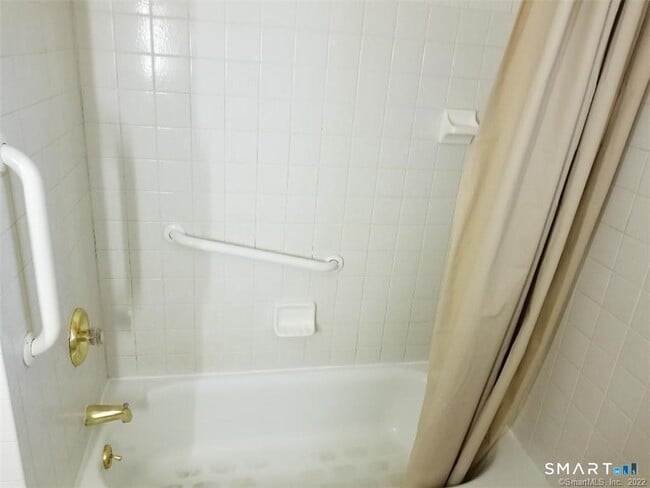 Photo - 36 Woodcrest Dr