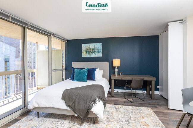 Photo - 1 E Delaware Pl Unidad 31F.1001